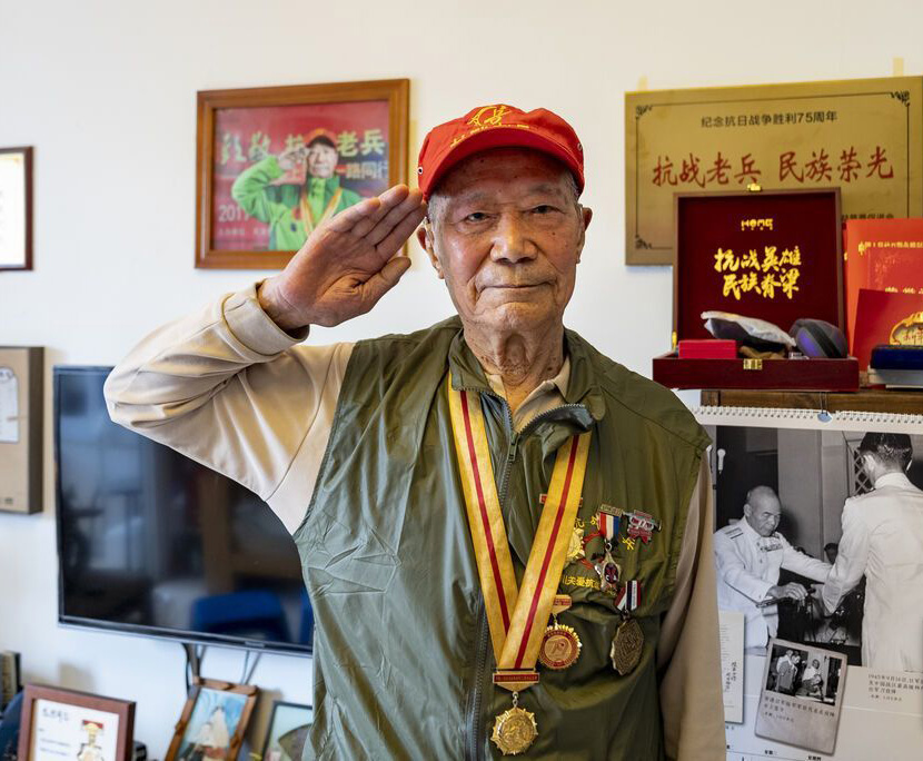 诗笺凝盐霜：九旬抗战老兵与乐动在线官网(中国)盐业的温情对话